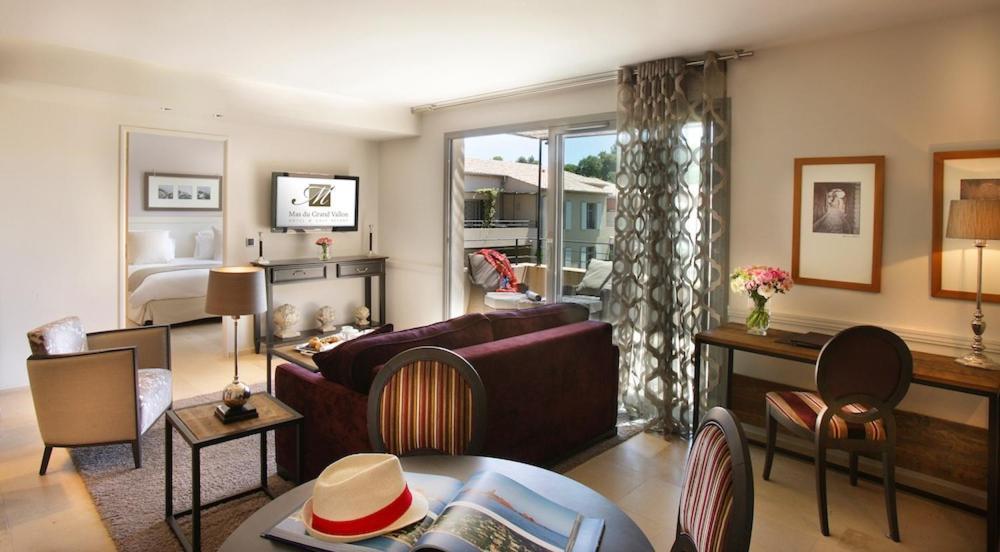 Residence Hoteliere 4 Etoiles Les Mas Du Grand Vallon Mougins Exteriér fotografie